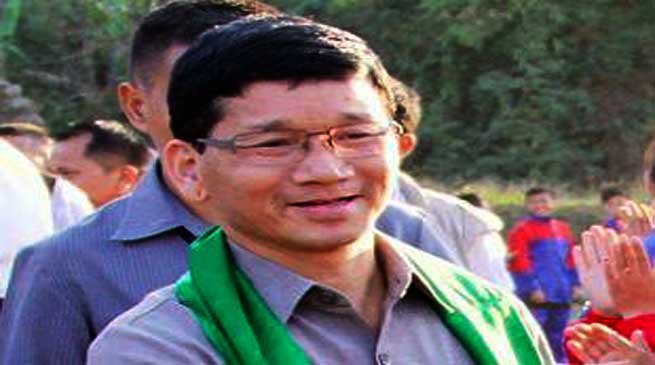 Arunachal CM Kalikho Pul Addresses Poll rally in Chubam village