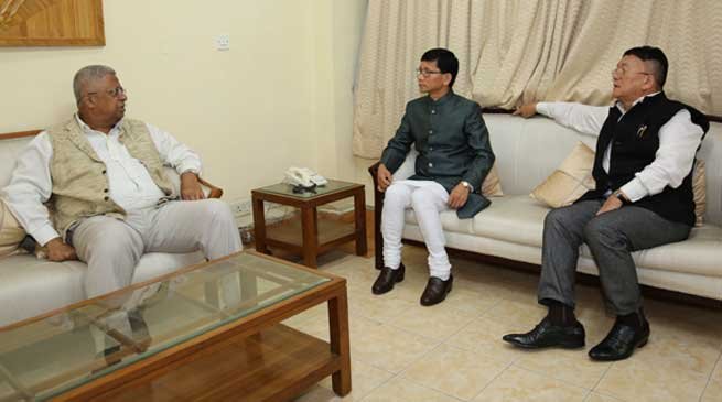 Arunachal Chief Minister Kalikho Pul calls on Tripura Governor Tathagata Roy