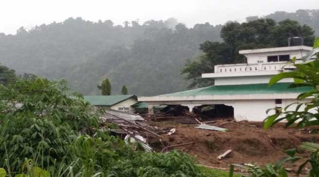 Massive Land Slide in Bhalukpong, 2 killed