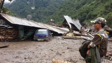 Massive Land Slide in Jang , 8 Houses Washed away
