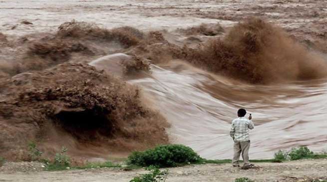 Khandu Expresses Concern over Flood in Mechuka Valley
