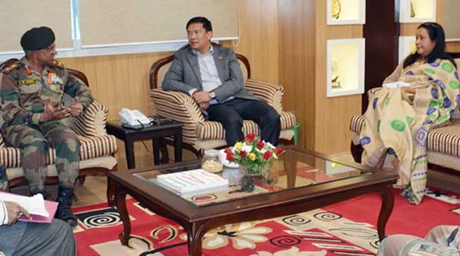 Arunachal CM Pema Khandu meets with Devraj Anbu, GOC 4 Corps