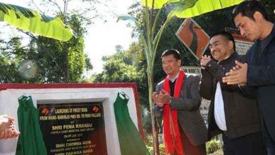 Khandu visits Baririjo, launches development projects