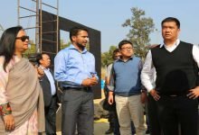 Khandu Review the preparation for Statehood Day