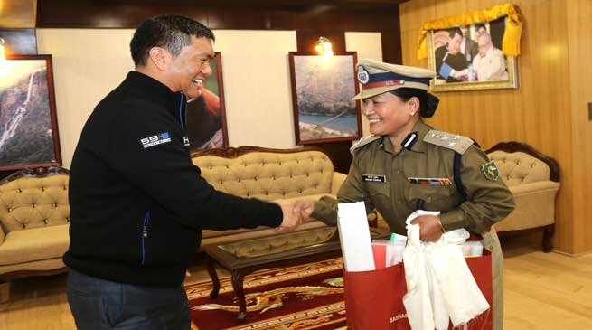 Arunachal- CM Pema Khandu meets DIG Sonam Yudron