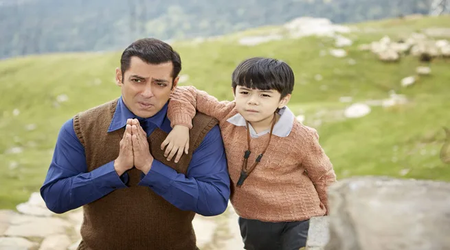 Tubelight- Salman Share Video of Arunachalee Boy Matin Rey Tangu