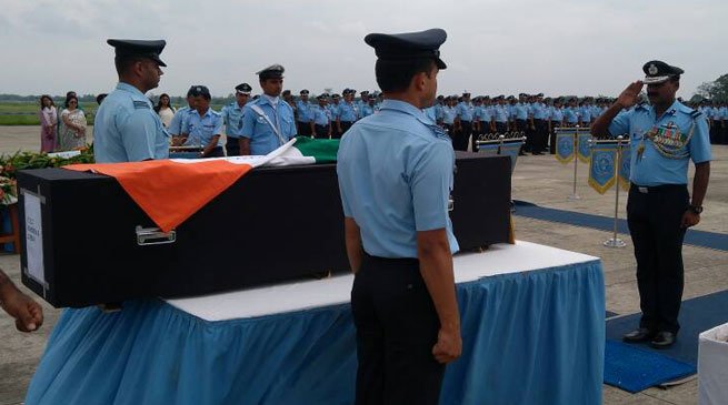Assam- Dead bodies of Crashed Sukhoi-30 pilots recovered