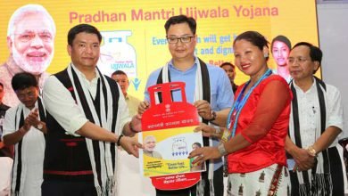 Khandu, Rijju jointly launches Pradhan Mantri Ujjwala Yojana for Arunachal