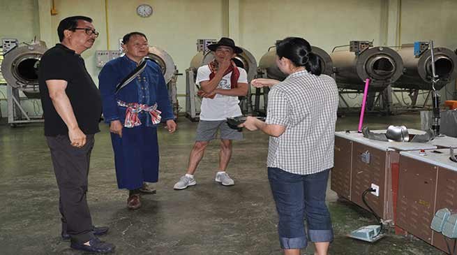 Chowna Mein visits world famous 101 Tea Plantations at Doi Maesalong    