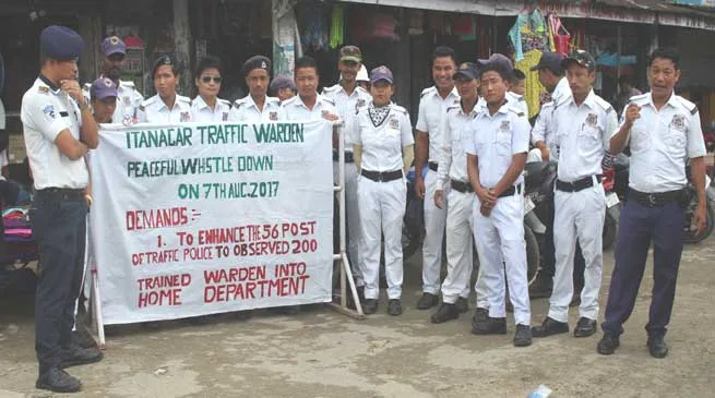 Twin city face unprecedented traffic jam owing to whistle down strike by ITW