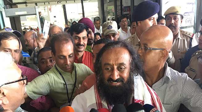 Sri Sri Ravishankar says "Northeast can be developed only with people's participation"