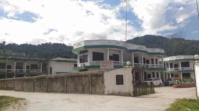 Aalo: P & P Tourist Resort inviting accident from several corners