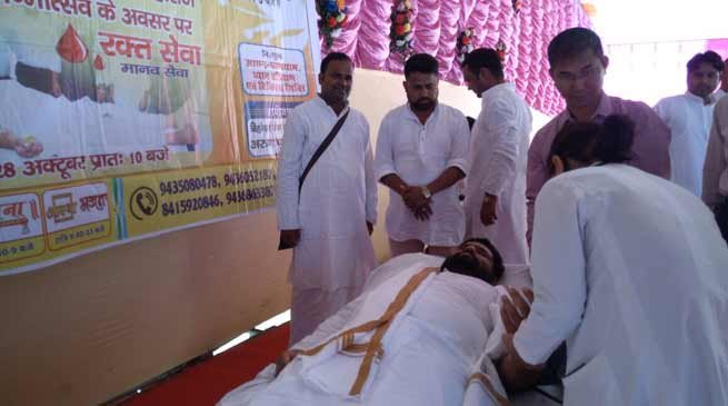 100 units of blood collected on the birth anniversary of Sant Pravar Vigyandeo Ji Maharaj