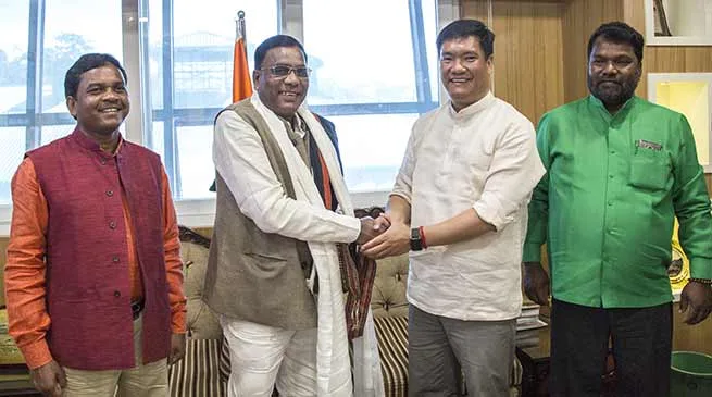 Itanagar- Jharkhand Legislatures meet CM Pema Khandu