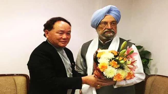 Rebia discusses Itanagar Smar City proposal with Hardeep Singh