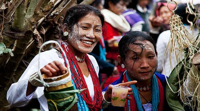 Arunachal: Khandu greet People on Nyishi Boori-Boot Yullo