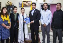 Arunachal: Khandu hands over Tata Sumo to United Charity