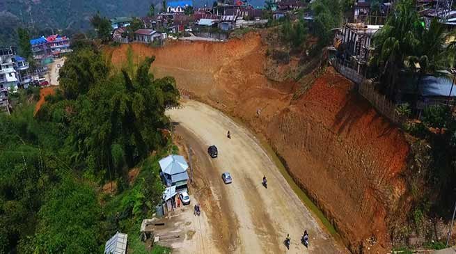 Arunachal : Mein reviews progress of work of Itanagar-Papu Nallah NH