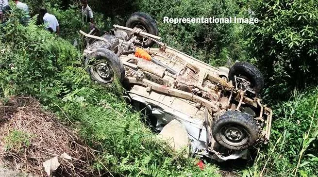 Arunachal:  4 dies, 5 injured when Tata Sumo falls in to gorge