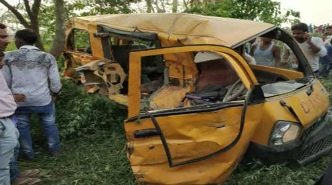 UP- 13 school student dead after school Bus-train collision