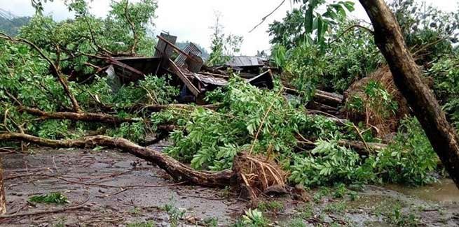 Arunachal: Hailstorm  and strong wind lashes capital complex