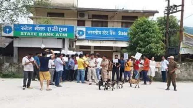 Arunachal: Protest against SBI Doimukh branch