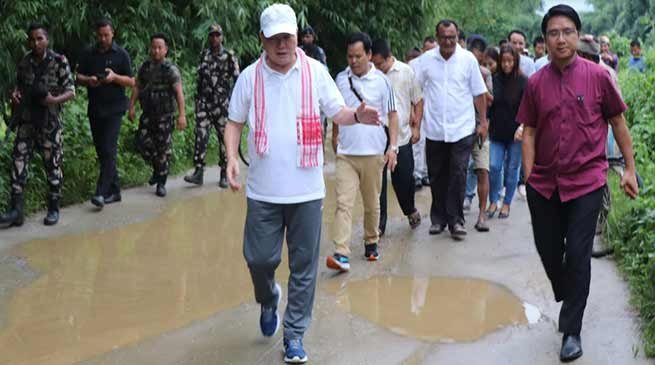 Arunachal: Nabam Rebia Visits flood hits Hollongi Patila village
