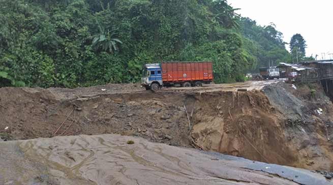 Arunachal: Massive landslide disrupts traffic between Itanagar-Naharlagun