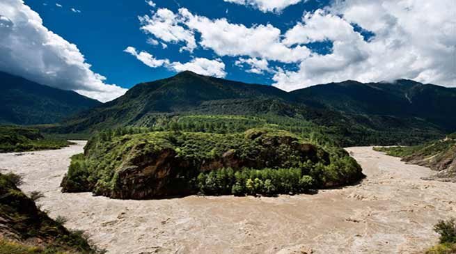 Arunachal: Tsangpo River swells, water in Siang rising