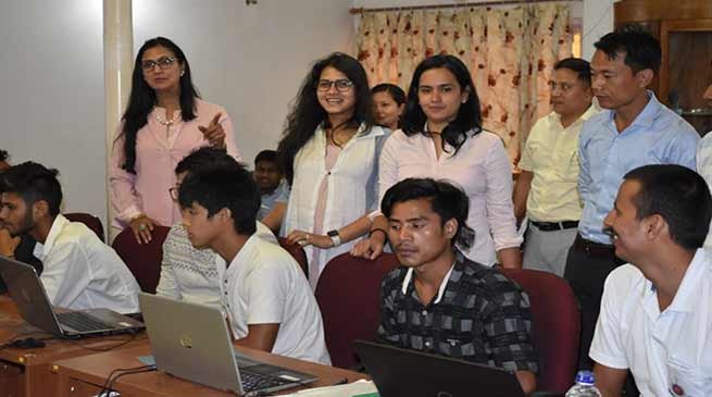 Arunachal: Free computer skills and graphics design workshop held for police children