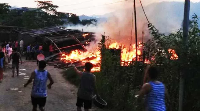 Itanagar :  Several house gutted in Dokum colony