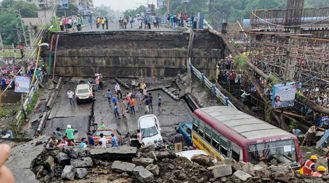 Kolkata Bridge collapse: One killed, 25 injured