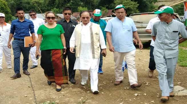 Arunachal: Tuki welcomes Pario and Tado in to Congress
