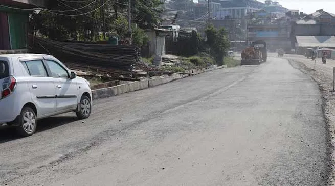 Itanagar : Carpeting on NH-415 begins