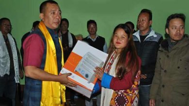 Arunachal: Bomdila MLA donates heaters among students