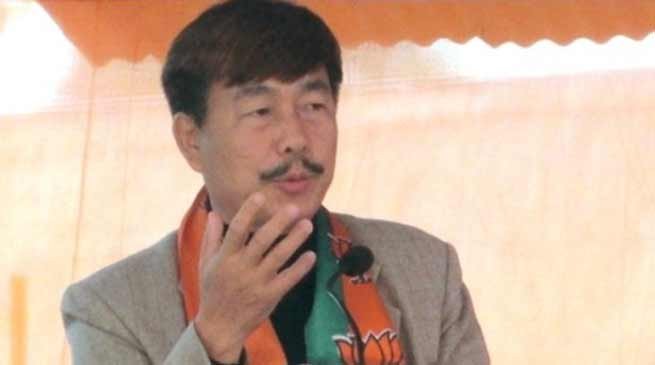 Arunachal: Not to declare themselves as party's candidate- Tapir Gao