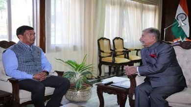 Arunachal Chief Minister calls on the Governor