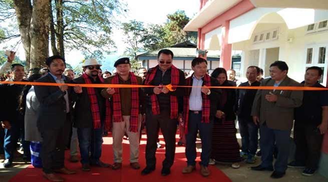 Arunachal : Mein inaugurates four developmental projects in Manmao