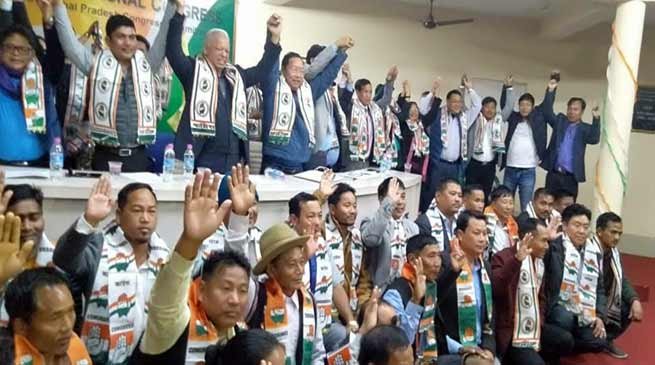 Arunachal: Two NPP MLA and two former Minister join Congress 