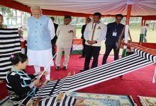 Arunachal: PM Modi interact with loin loom weavers