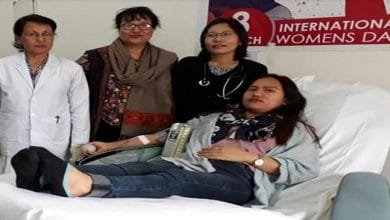 International Women's Day: women donates blood