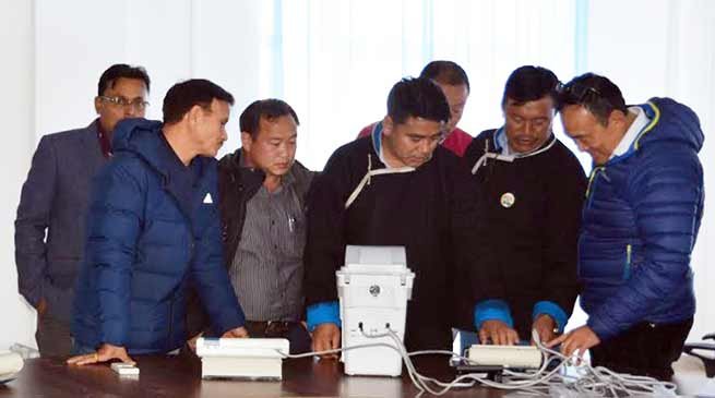 Arunachal: Training on EVM, VVPAT imparted to officers in Tawang