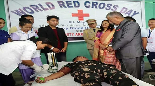 Arunachal: Enthused by the Governor, 103 donated blood