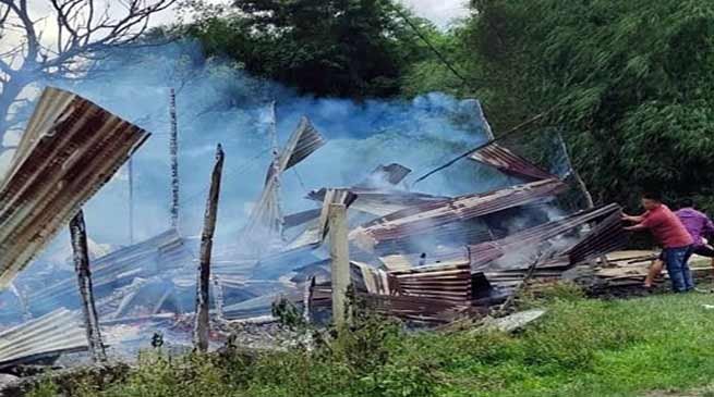 Arunachal: Two house devour in fire mishap at Dobam village