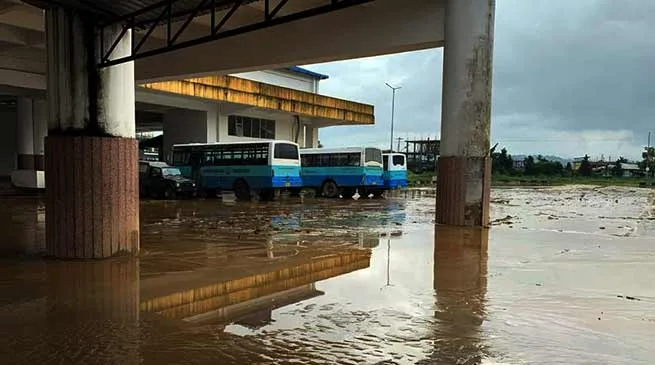 Arunachal: ISBT flooded with rainwater and mudslide