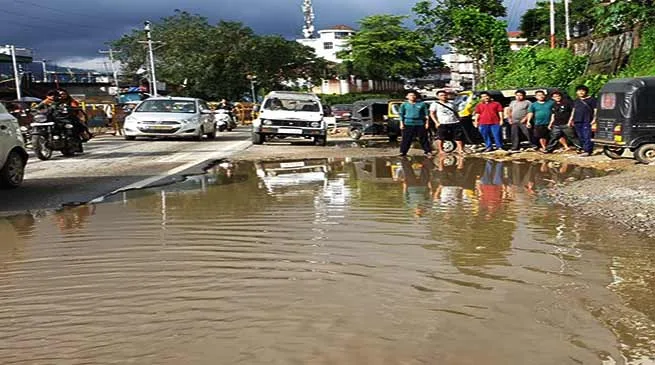 Itanagar: Pathetic road condition irk the commuter