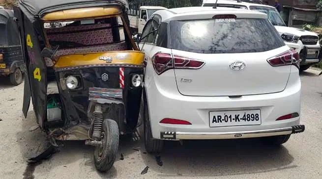 Itanagar: 3 injured in Tempo-Trekker accident at Vivek Vihar
