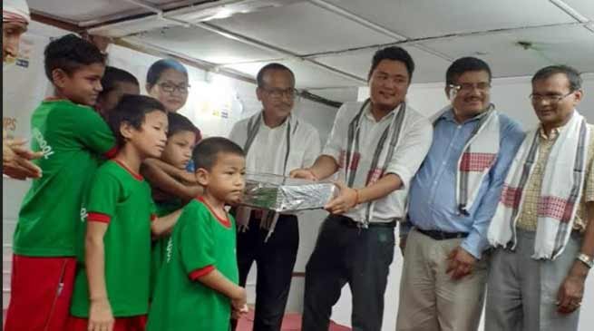 Arunachal: Bankers celebrate foundation day with OWA inmates