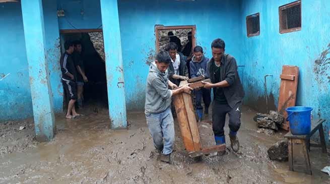 Arunachal: 2 killed, 3 injured after girls hostel collapses in Lungla