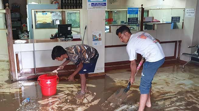 Itanagar: Rain water enters shops, bank premises due to poor drainage system